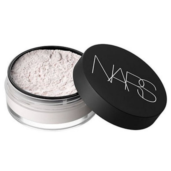 NARS Light Reflecting Loose Setting Powder - Picture 2 of 2